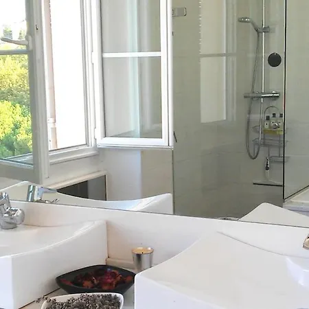 Luminous 92m2 8mn Palais Apartment Cannes